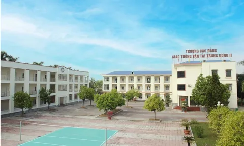 Khởi tố, bắt tạm giam giám đốc trung tâm đào tạo sát hạch lái xe ở Hải Phòng