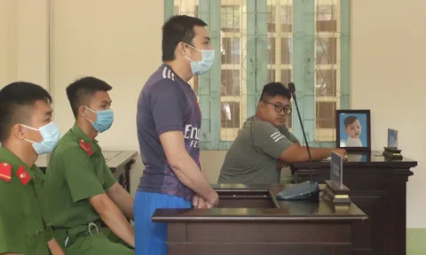 Cha dượng đánh chết con của người tình lĩnh án 10 năm tù