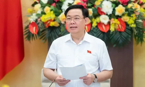 Khẩn trương ban hành, thực hiện Nghị quyết về sắp xếp đơn vị hành chính cấp huyện, xã