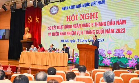 Các ngân hàng nỗ lực điều chỉnh, hỗ trợ DN và nền kinh tế