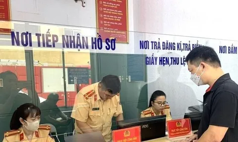 Từ 15/8, xe ô tô được đăng ký biển tạm trong trường hợp nào?