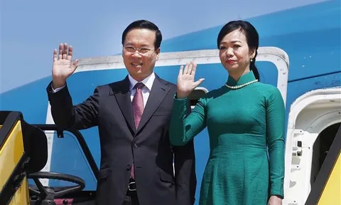 Chủ tịch nước Võ Văn Thưởng tới Vienna, bắt đầu thăm chính thức CH Áo