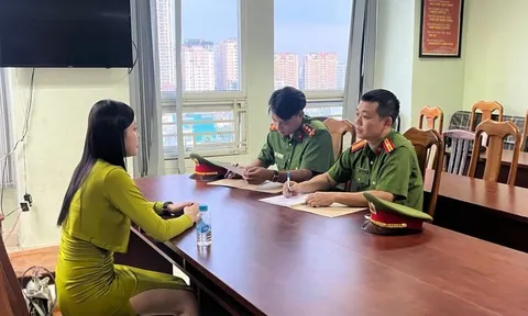 Triệt phá đường dây môi giới mại dâm tiếp viên hàng không, mẫu ảnh