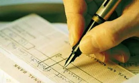 Đề xuất sửa quy định thủ tục đăng ký mẫu séc trắng