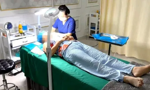 Phát hiện cở sở thẩm mỹ để nhân viên lao công phẫu thuật cho khách