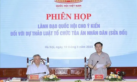 Tòa án là trung tâm, xét xử là trọng tâm, tranh tụng là đột phá