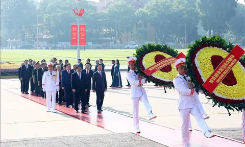 Lãnh đạo Đảng, Nhà nước vào Lăng viếng Bác nhân dịp 78 năm Quốc khánh 2/9