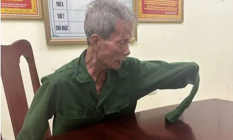 Mâu thuẫn lúc say rượu, bố dùng dao đâm con gái ruột tử vong
