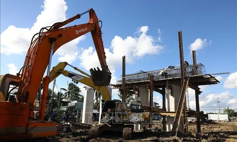 Thủ tướng yêu cầu đẩy nhanh tiến độ các công trình, dự án quan trọng quốc gia, trọng điểm ngành Giao thông Vận tải