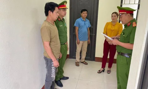 Khởi tố 1 kế toán trường học ở Hà Giang