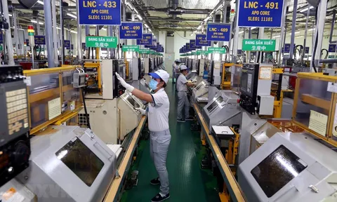 Sửa đổi quy định sử dụng người lao động nước ngoài