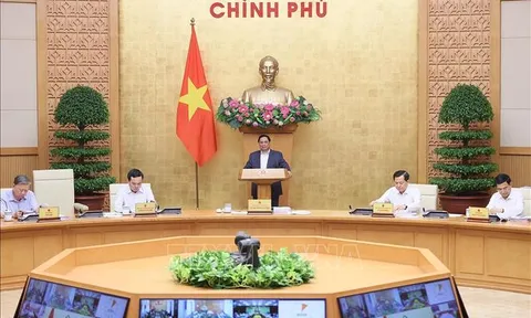 Khai mạc Phiên họp Chính phủ thường kỳ và Hội nghị trực tuyến Chính phủ với địa phương