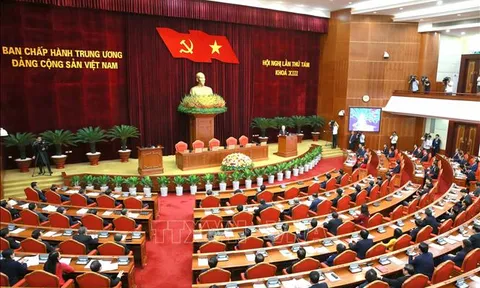 Hội nghị Trung ương 8 khóa XIII: Tạo xung lực cho sự nghiệp đổi mới đồng bộ và toàn diện