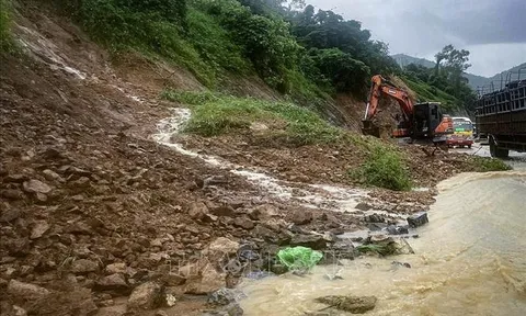 Cảnh báo sớm sạt lở, lũ quét đảm bảo an toàn tính mạng, tài sản của nhân dân