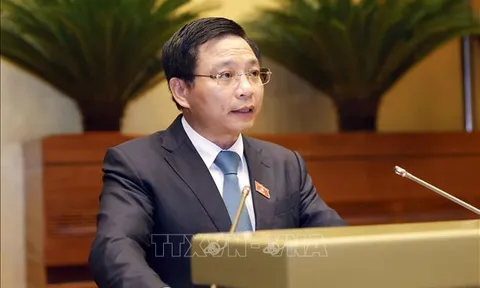 Phát triển hệ thống kết cấu hạ tầng đường bộ đáp ứng yêu cầu hiện đại hóa