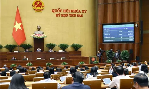Ngày 28/11, Quốc hội biểu quyết thông qua hai luật và một nghị quyết
