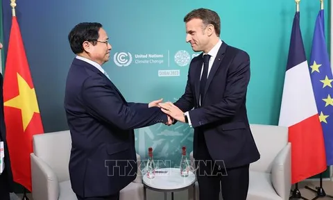 Thủ tướng Chính phủ Phạm Minh Chính gặp Tổng thống Pháp