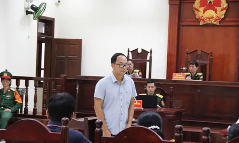 Cựu quân nhân lái xe tông chết nữ sinh ở Ninh Thuận lĩnh 14 tháng tù