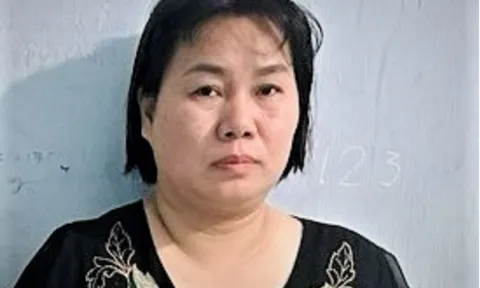 Công an phá 'ổ' mại dâm tại TP.HCM, nhiều mánh khoé của 'tú bà' 40 tuổi bị lật tẩy