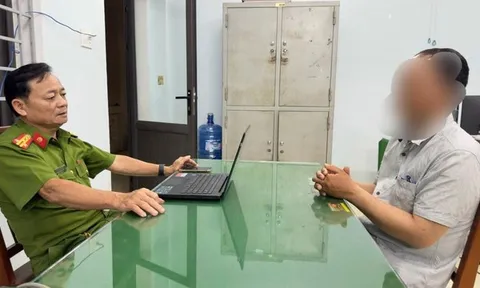 Bắt tạm giam người đàn ông đánh bạn học của con nhập viện