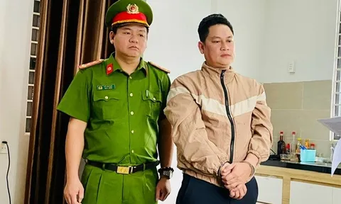 Bắt Chủ tịch HĐQT và Tổng giám đốc Công ty Tài chính Vietnam Capital