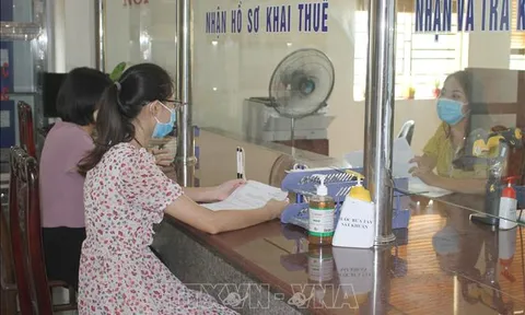 Từ 1/1/2024, giảm thuế giá trị gia tăng 2%
