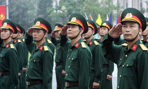 Xem xét tăng tuổi nghỉ hưu sĩ quan
