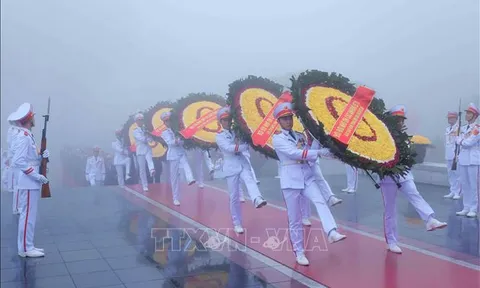 94 năm Ngày thành lập Đảng: Lãnh đạo Đảng, Nhà nước tưởng niệm các Anh hùng liệt sĩ