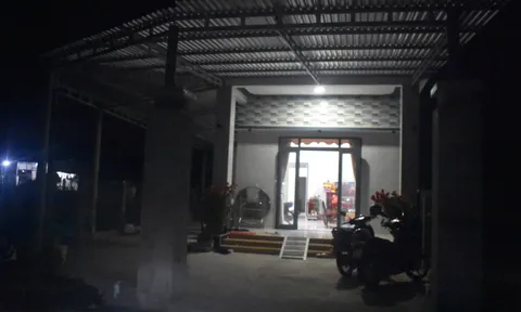 Quảng Ngãi: Vợ đến đón con về nhà ngoại chơi Tết bị chồng đâm tử vong
