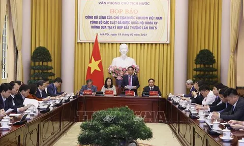 Công bố Lệnh của Chủ tịch nước về hai luật vừa được Quốc hội thông qua