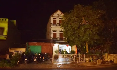 Mâu thuẫn gia đình, chồng sát hại vợ rồi tự gây thương tích