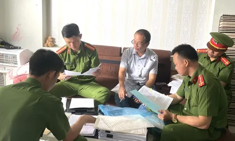 Bắt 2 đối tượng lừa đảo chiếm đoạt tiền đặt cọc mua đất ở Quảng Nam