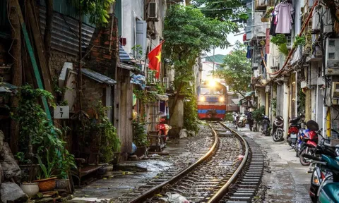 Một đô thị, hai ứng xử