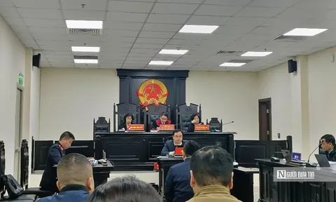 Cựu Giám đốc CDC Hà Nội nhập viện trước ngày xét xử