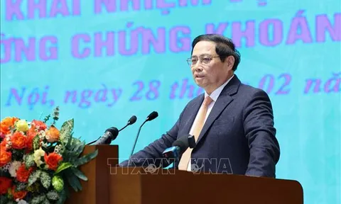 Thủ tướng: Sớm nâng hạng thị trường chứng khoán Việt Nam lên thị trường mới nổi