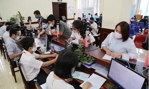 Cán bộ, công chức có trình độ chuyên môn cao được nghỉ hưu muộn hơn so với quy định