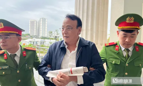 Xét xử vụ Tân Hoàng Minh: Đỗ Anh Dũng cùng các bị cáo được đưa tới toà