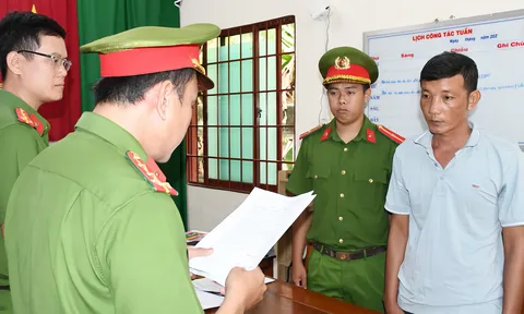 Bắt cựu Chủ tịch HĐQT và nhân viên quỹ tín dụng lừa đảo hơn 10 tỷ đồng