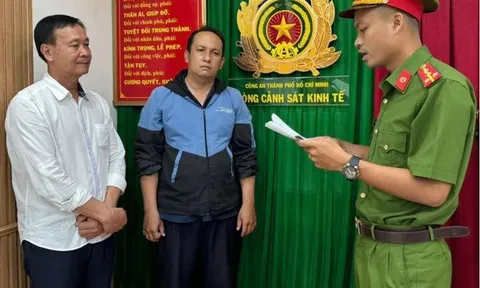 Khởi tố, bắt tạm giam hai cán bộ Hải quan Cửa khẩu Cảng Phú Mỹ