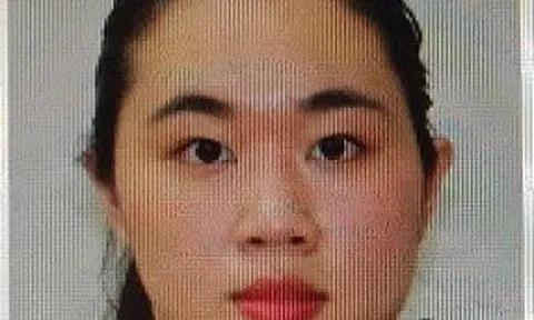 Truy tìm người phụ nữ lừa xin điểm cho bạn đại học