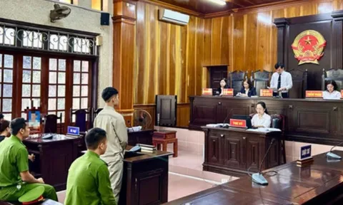 Thiếu niên 16 tuổi lĩnh án tù vì đâm bạn tử vong