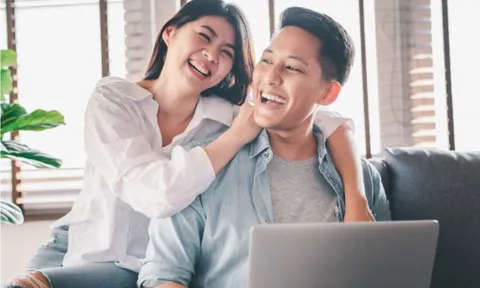 Đừng đợi ai mang hạnh phúc đến cho mình