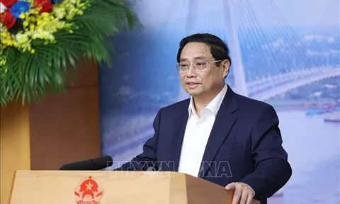 Thủ tướng: Thực hiện 6 hơn trong triển khai các công trình giao thông trọng điểm