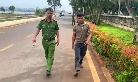 Đắk Lắk: Tạm giữ nam thanh niên đánh người, cướp xe máy