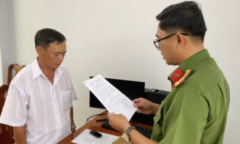 Bạc Liêu: Khởi tố nguyên chủ tịch và kế toán xã tham ô tài sản