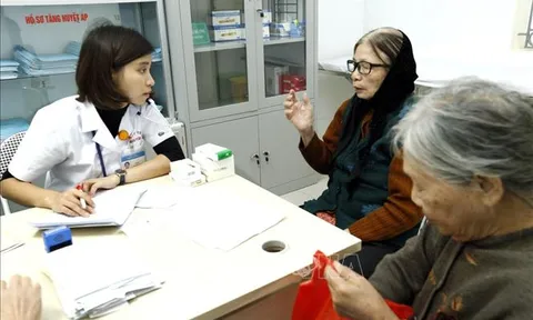 Nâng cao chất lượng hoạt động của y tế cơ sở trong tình hình mới