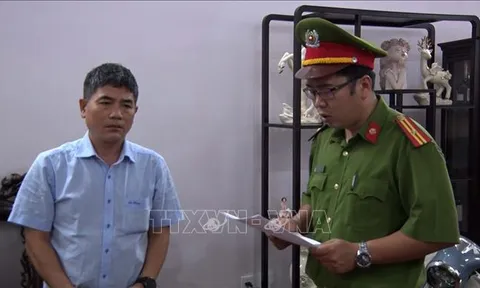 Bắt tạm giam Phó Trưởng ban Quản lý Khu kinh tế Dung Quất