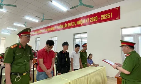 Bắt hai giám đốc doanh nghiệp sản xuất, buôn bán hàng giả