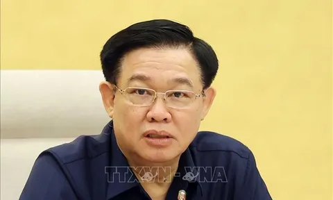 Ban Chấp hành Trung ương Đảng đồng ý để đồng chí Vương Đình Huệ thôi giữ các chức vụ