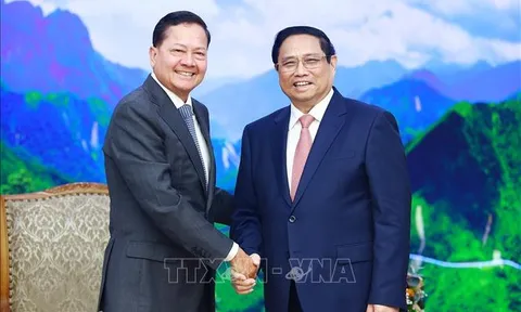 Thủ tướng Phạm Minh Chính tiếp Phó Thủ tướng Campuchia Neth Savoeun